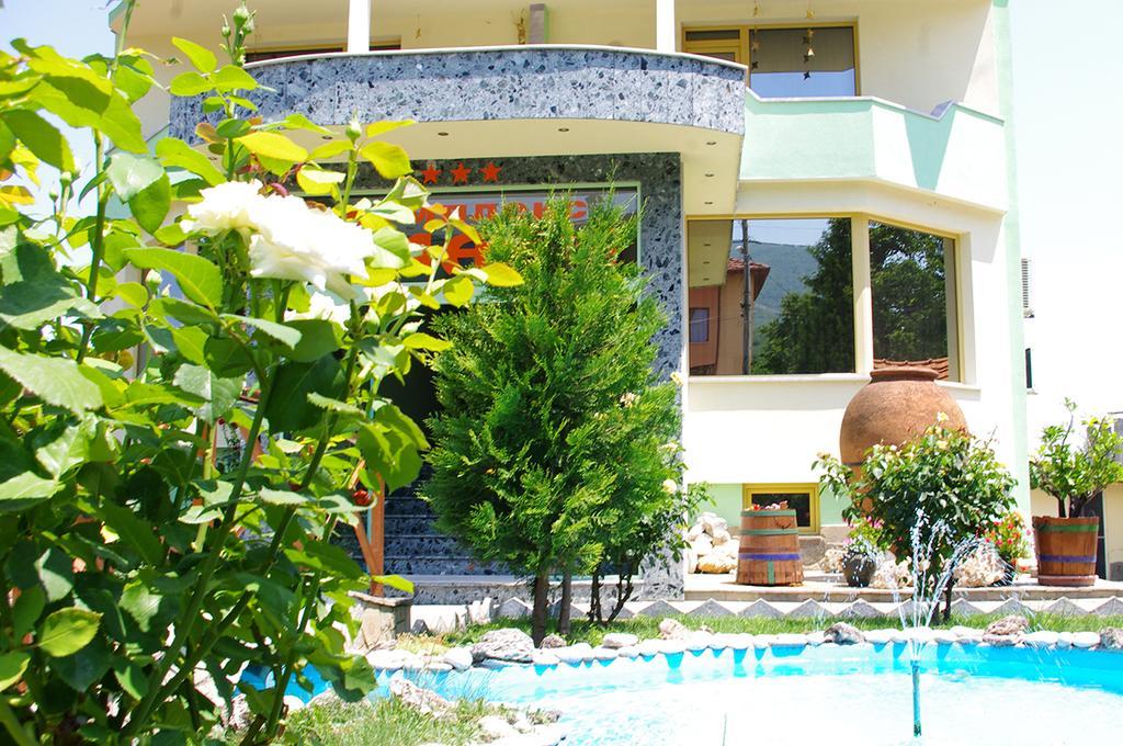 Complex Diana Hotel Cherven  Exterior photo